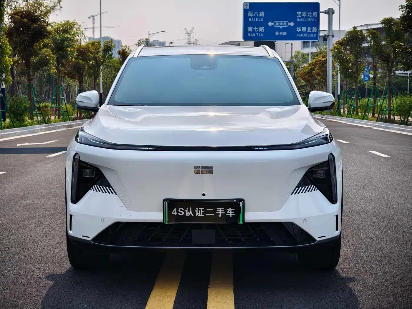 Geely Galaxy Galaxy L7 2024 1.5T 115km MAX Soaring Dragon Edition фото 3