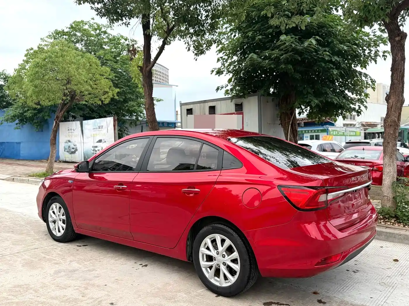 Roewe i5 2019 2019 1.5L Auto 4G-Connected Langyue Edition
