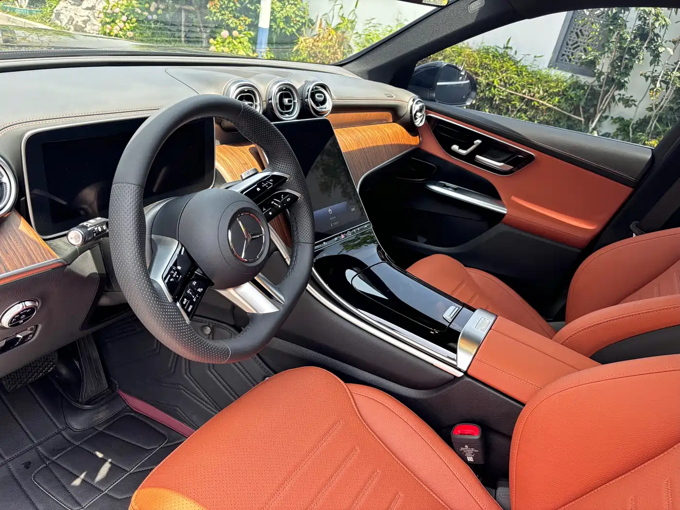 Mercedes-Benz GLC 2024 Facelift GLC 300 L 4MATIC Sport 5-seater фото 8