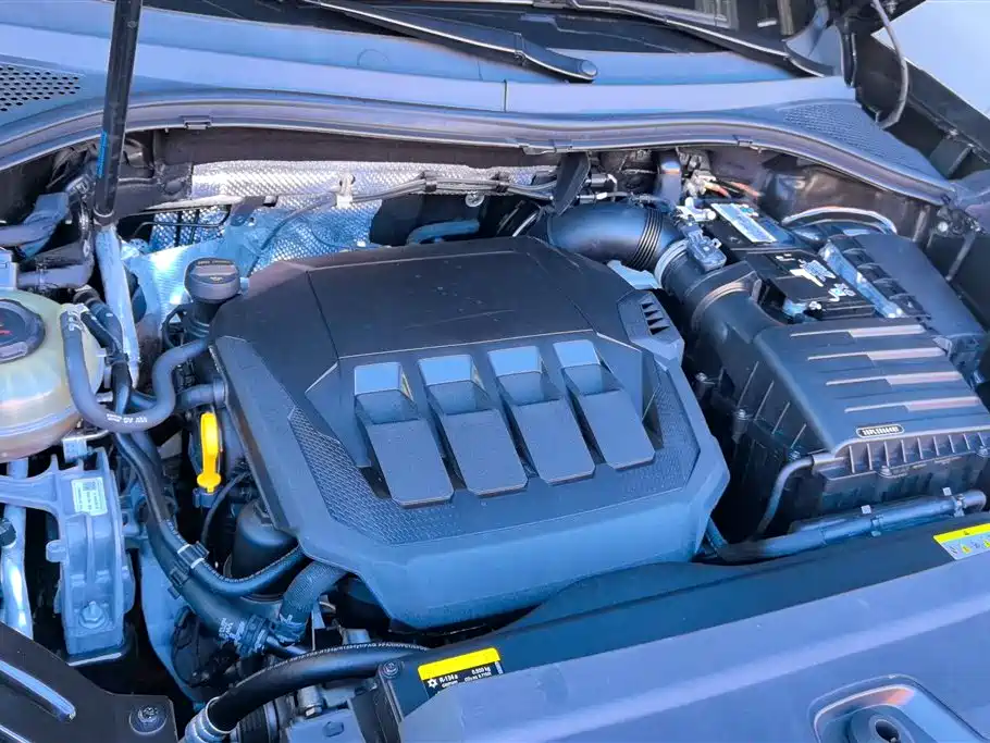 Volkswagen Tayron 2021 330TSI 2WD Luxury Smart Connect Edition фото 10