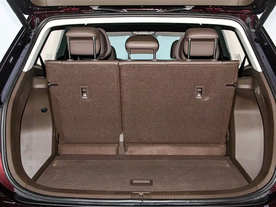 Volkswagen Viloran 2024 380TSI Executive Edition фото 4