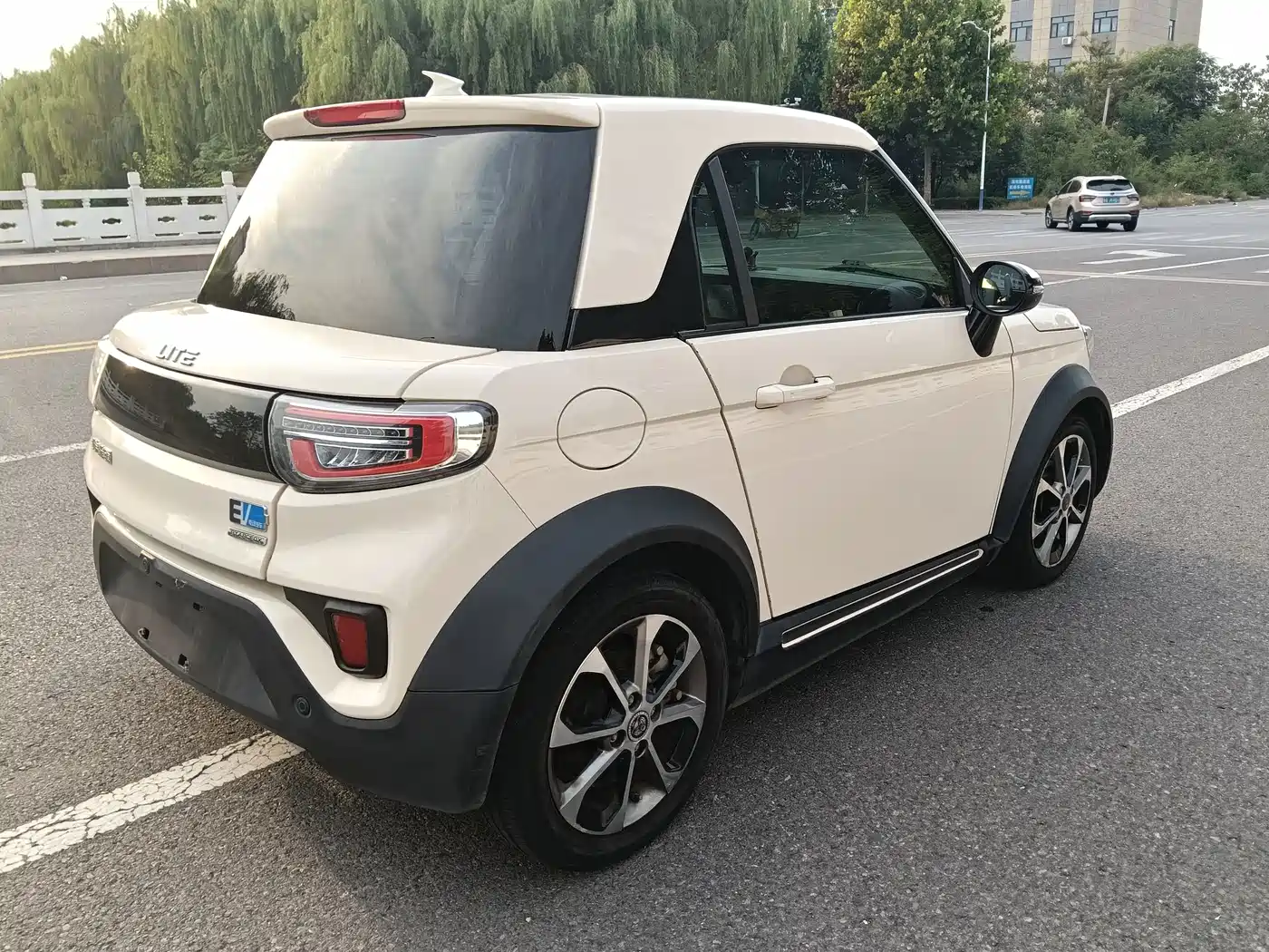 LITE LITE 2018 2017 Gravity Limited Edition