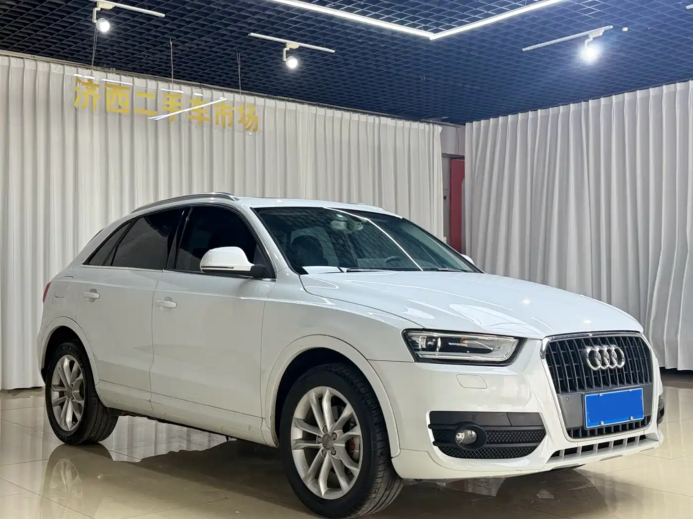 Audi Q3 2016 30 TFSI Heritage Edition Comfort фото 3