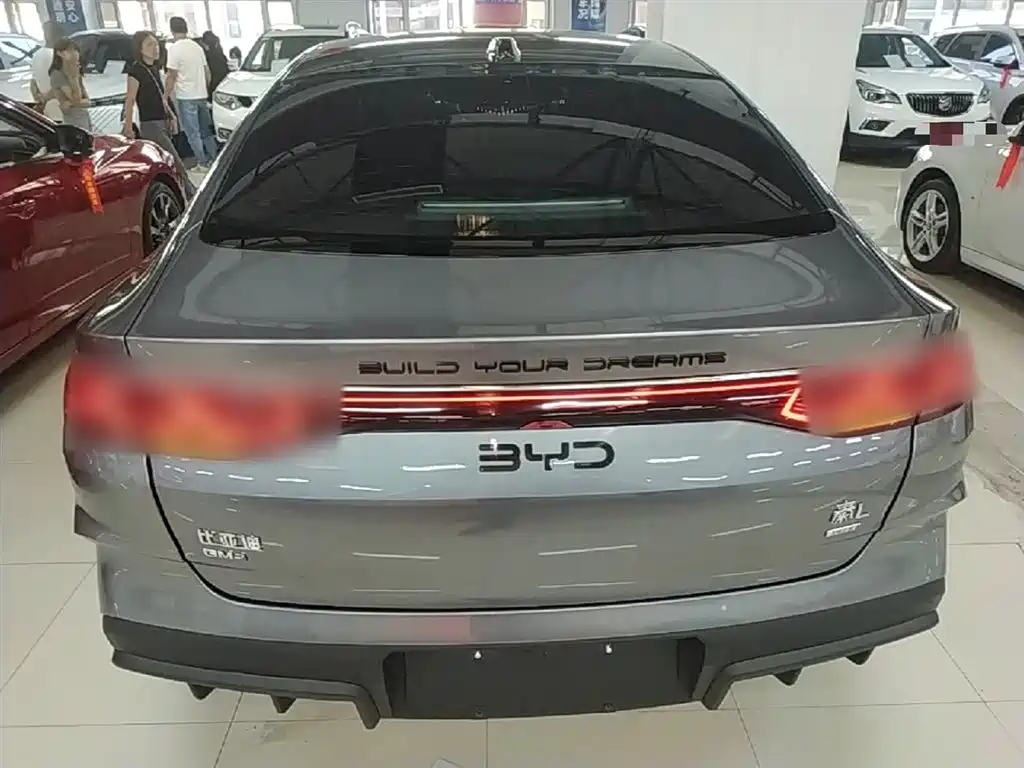 BYD Qin L 2025 DM-i Smart Drive Edition 80KM Leading фото 6
