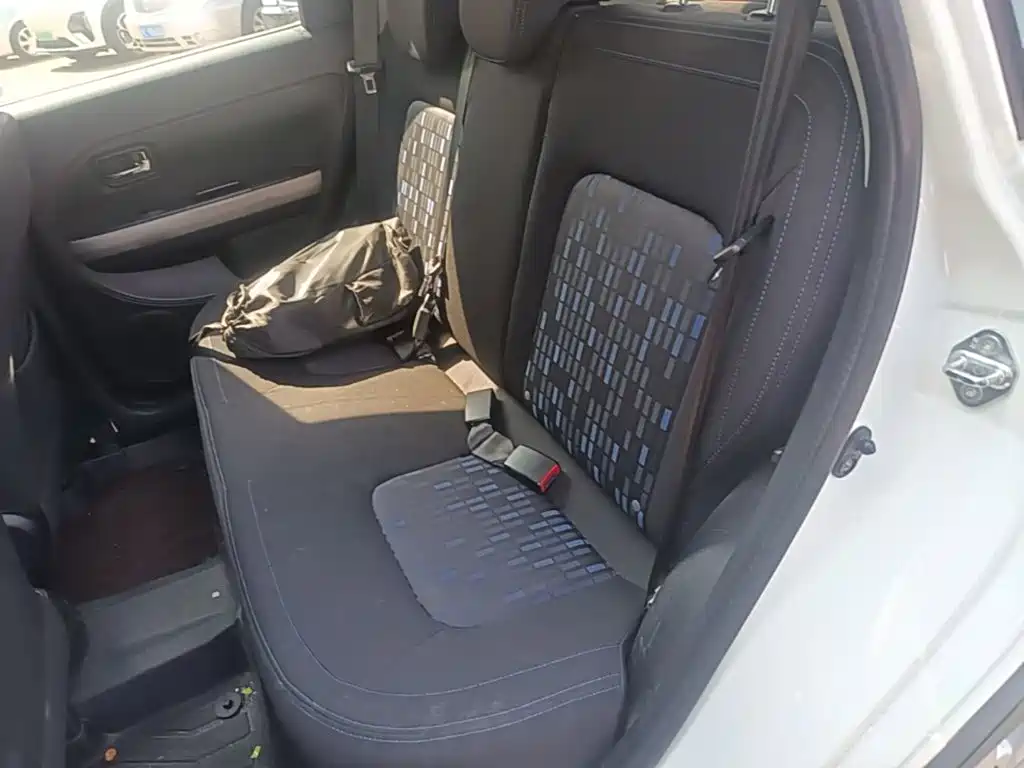 Фото 17 - Haval H1