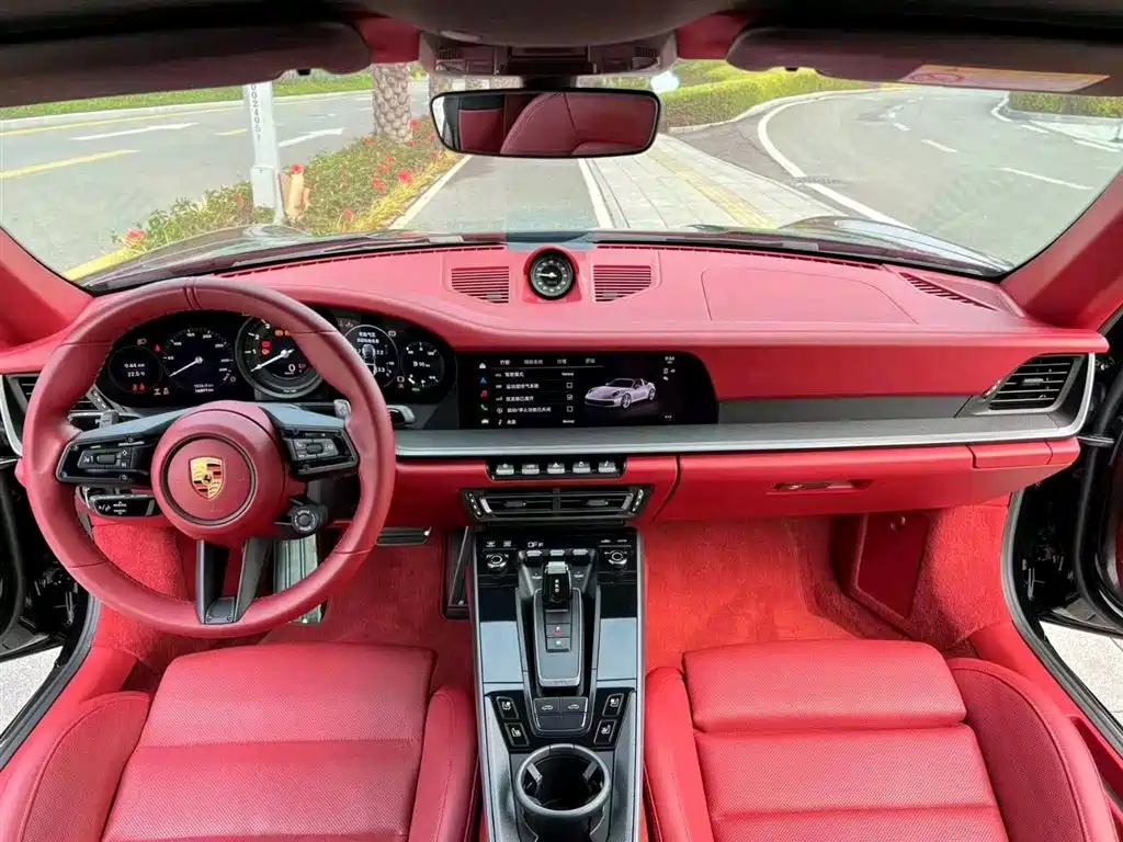 Photo 3 - Porsche 911
