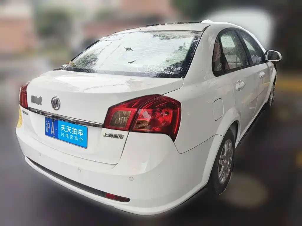 Photo 2 - Buick Excelle