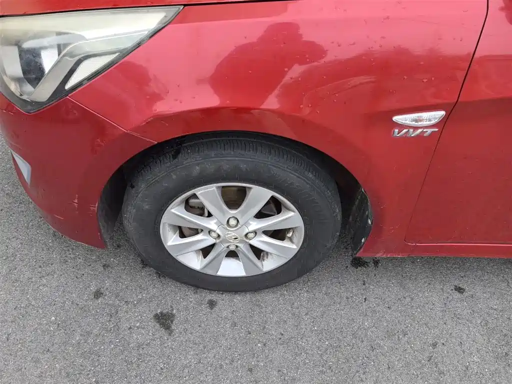Hyundai Verna 2014 1.4L Automatic Fashion GS фото 23