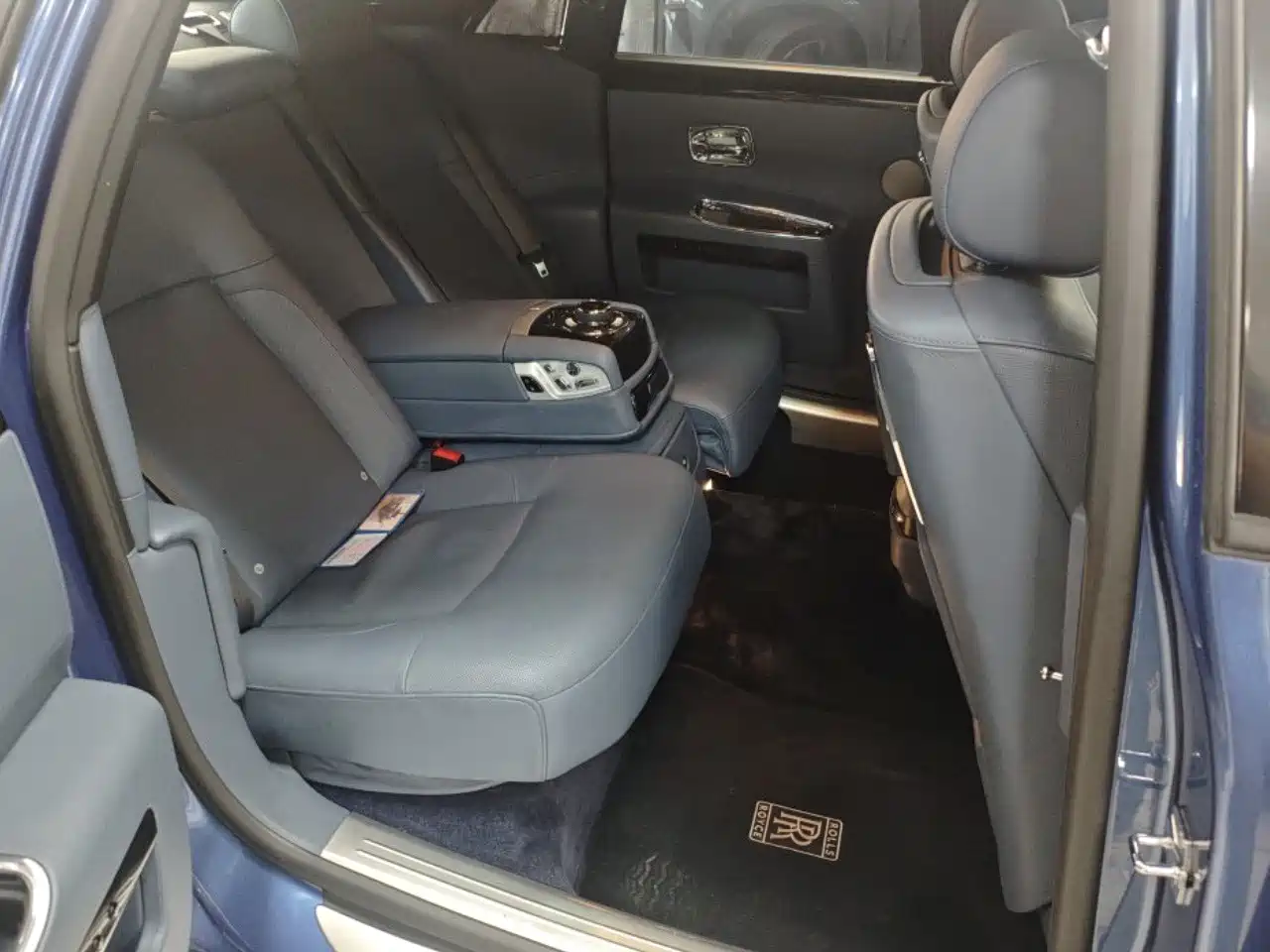 Фото 5 - Rolls-Royce Ghost