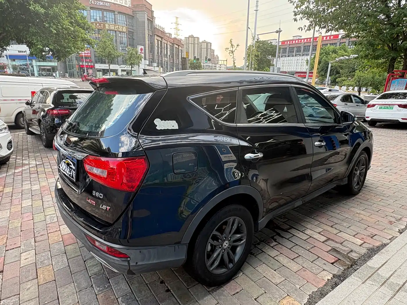 Dongfeng Fengguang Fengguang 580 2020 2020 1.5T CVT Luxury