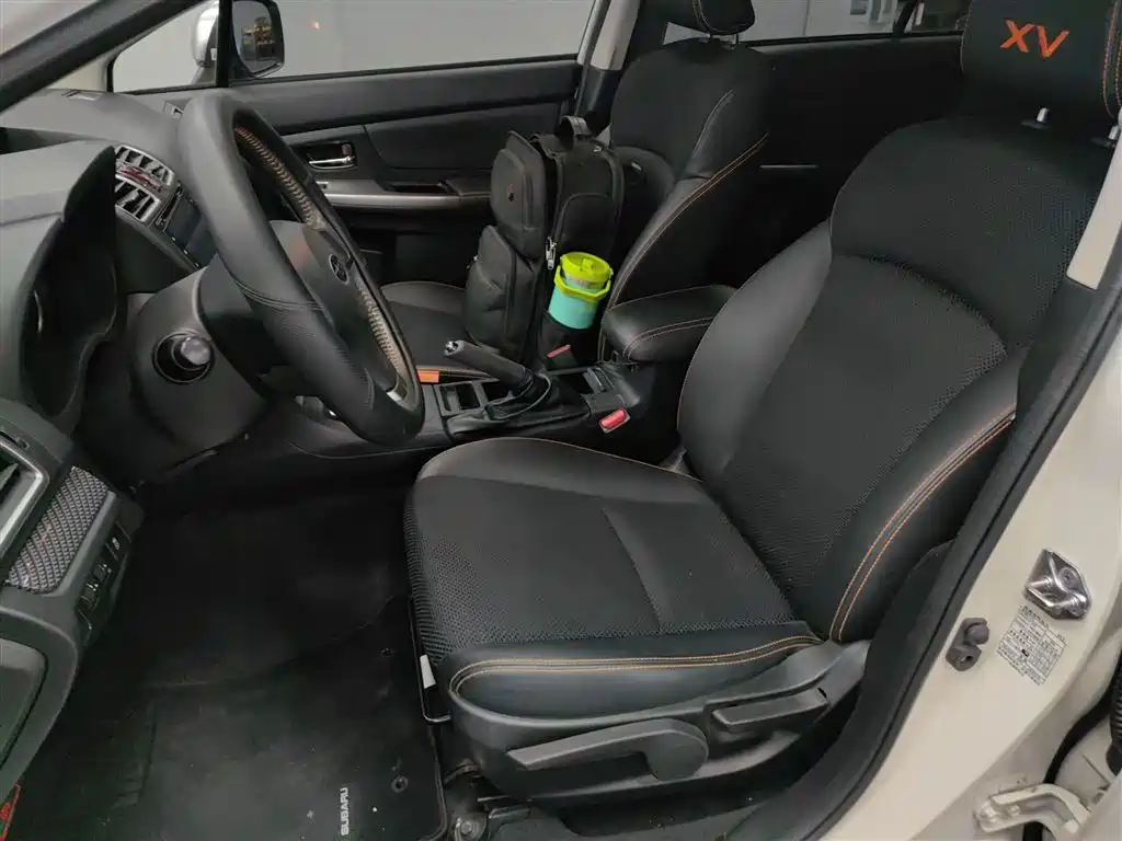 Subaru XV 2015 2.0i Special Sport Edition фото 11