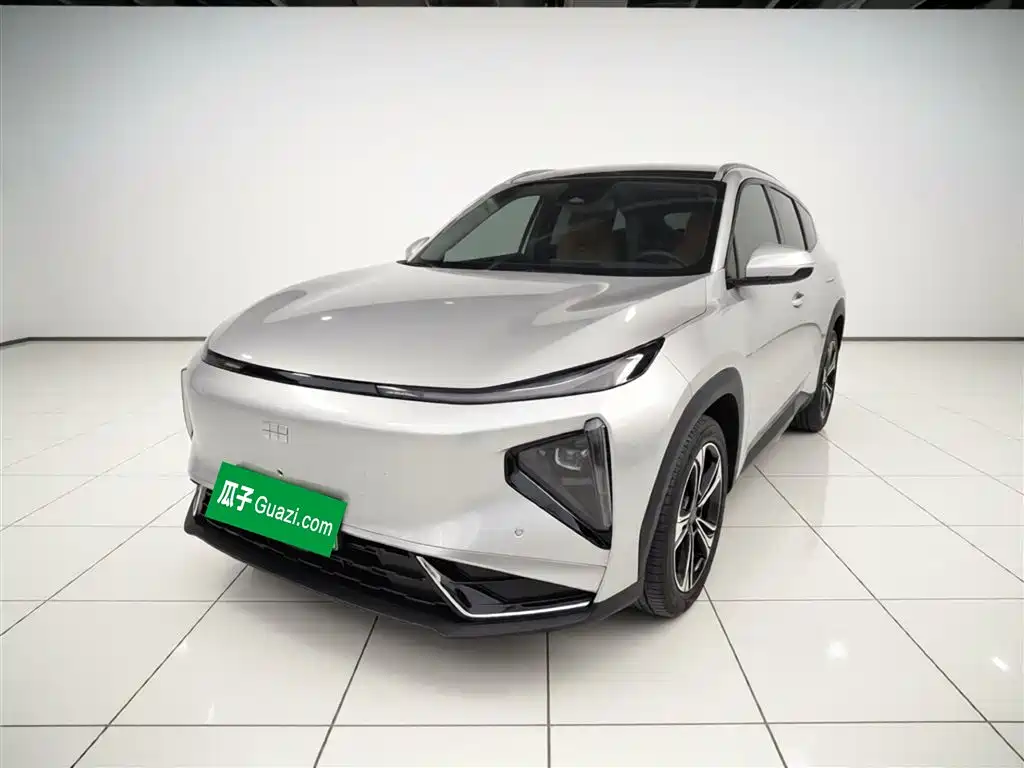 Geely Galaxy Galaxy L7 2025 EM-i 115km Explorer+ Edition фото 2