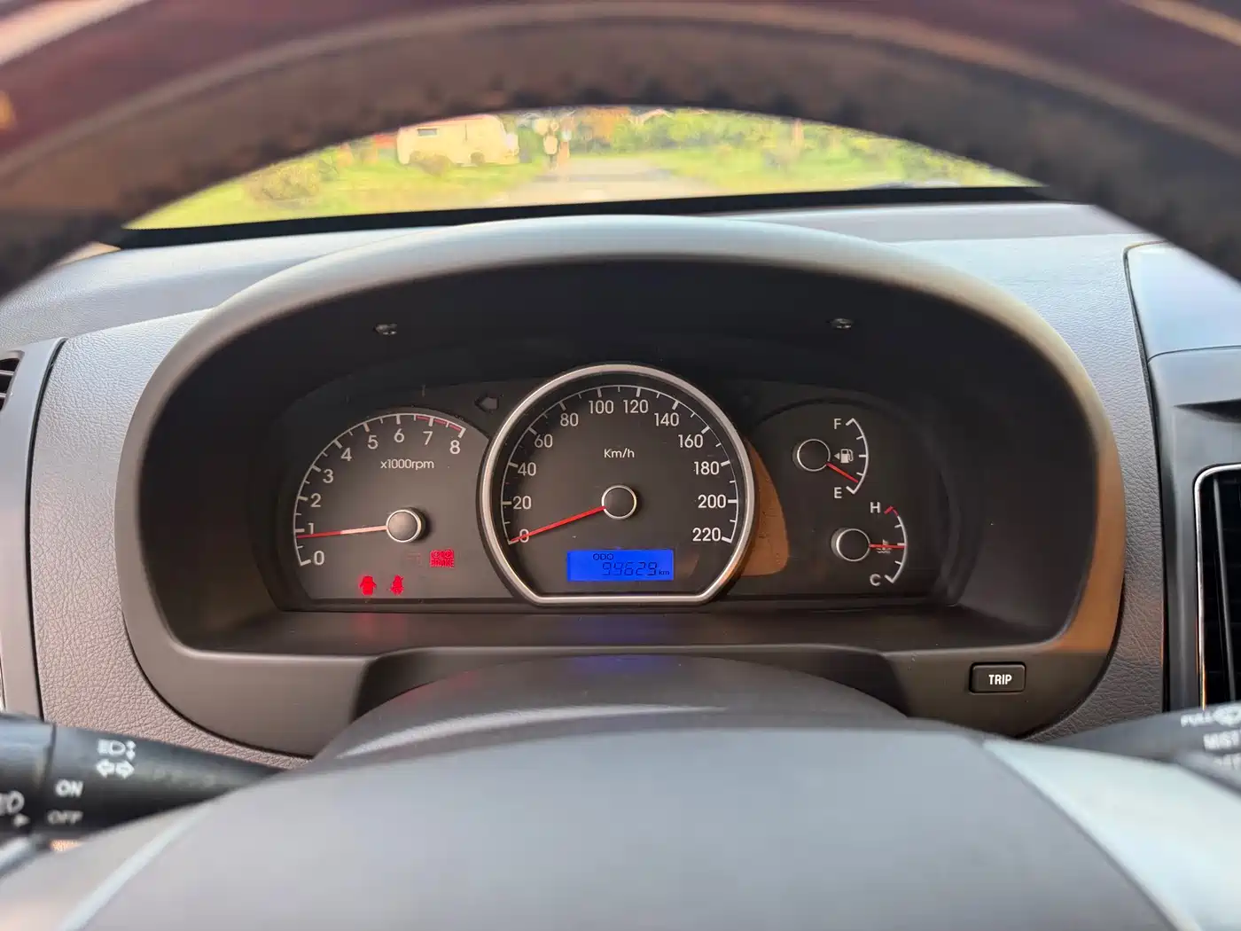 Hyundai Elantra 2011 1.6L Manual Comfort фото 26