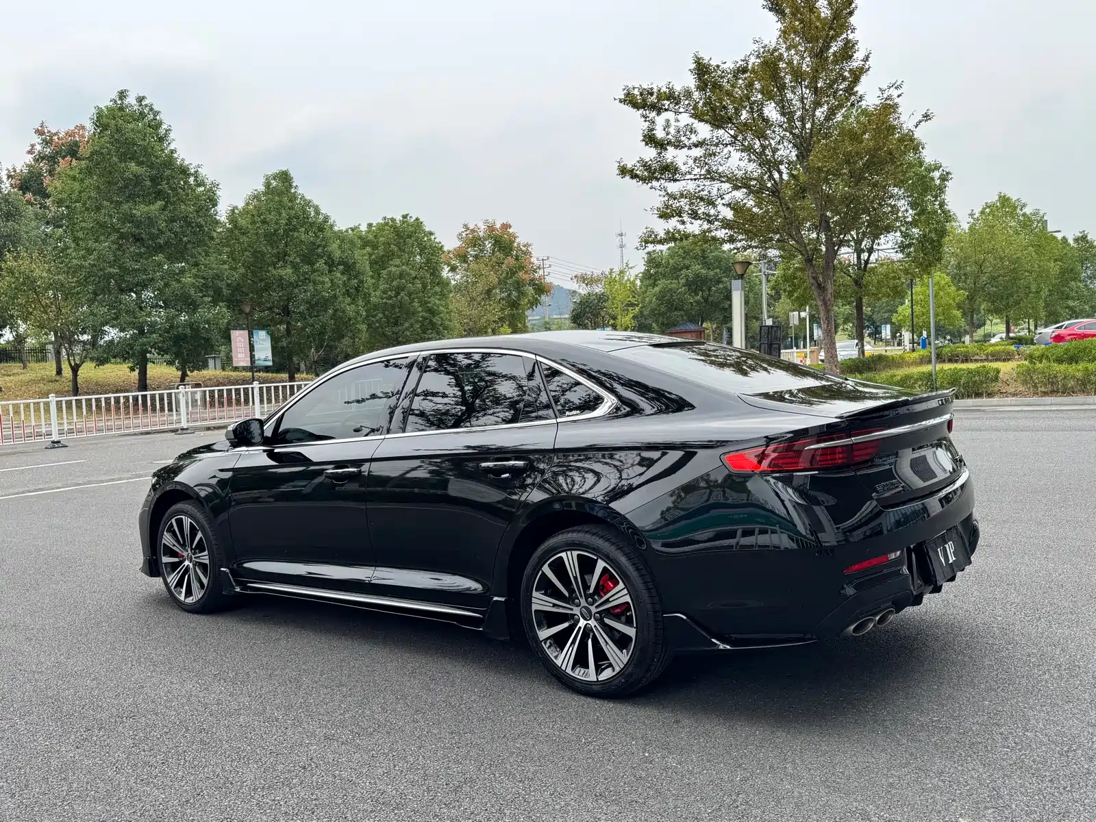 Фото 6 - Geely Preface