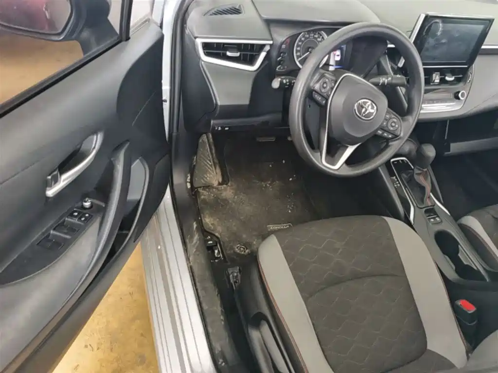 Toyota Corolla 2021 1.2T S-CVT Elite Edition фото 14