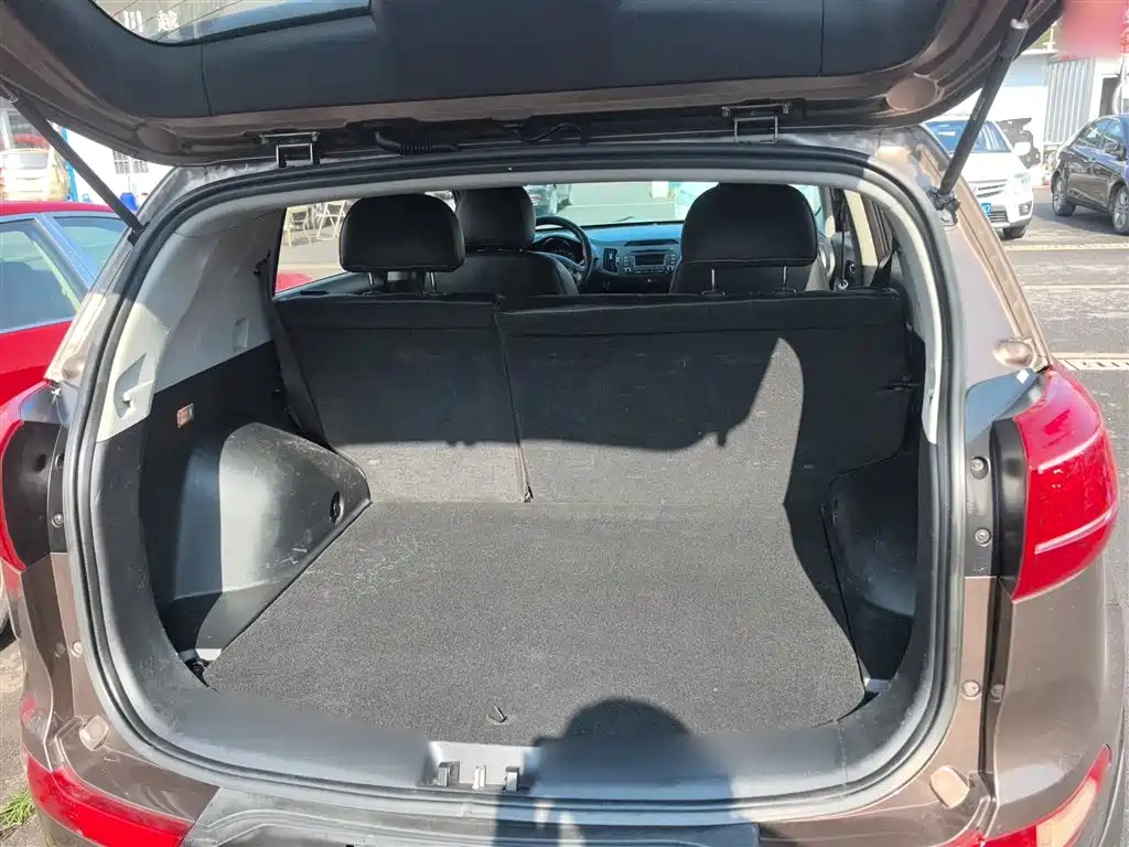 Kia Sportage 2014 2.0L Automatic 2WD GLS фото 19