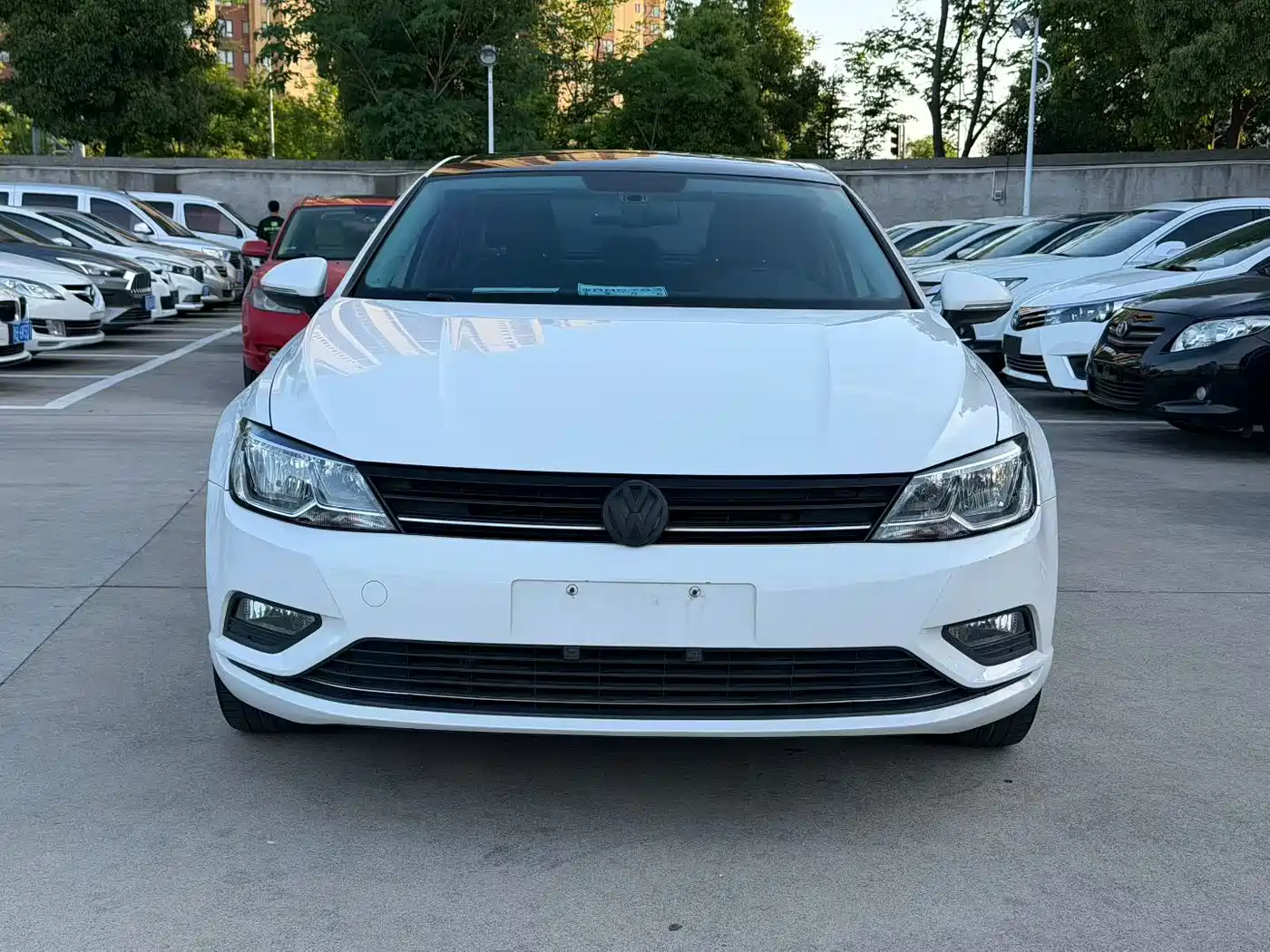 Volkswagen Lamando 2015 280TSI DSG Comfort фото 2