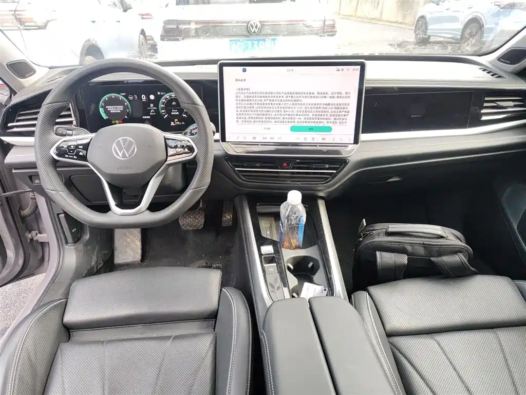 Volkswagen Passat 2025 Pro 380TSI Dragon Prestige Edition фото 10