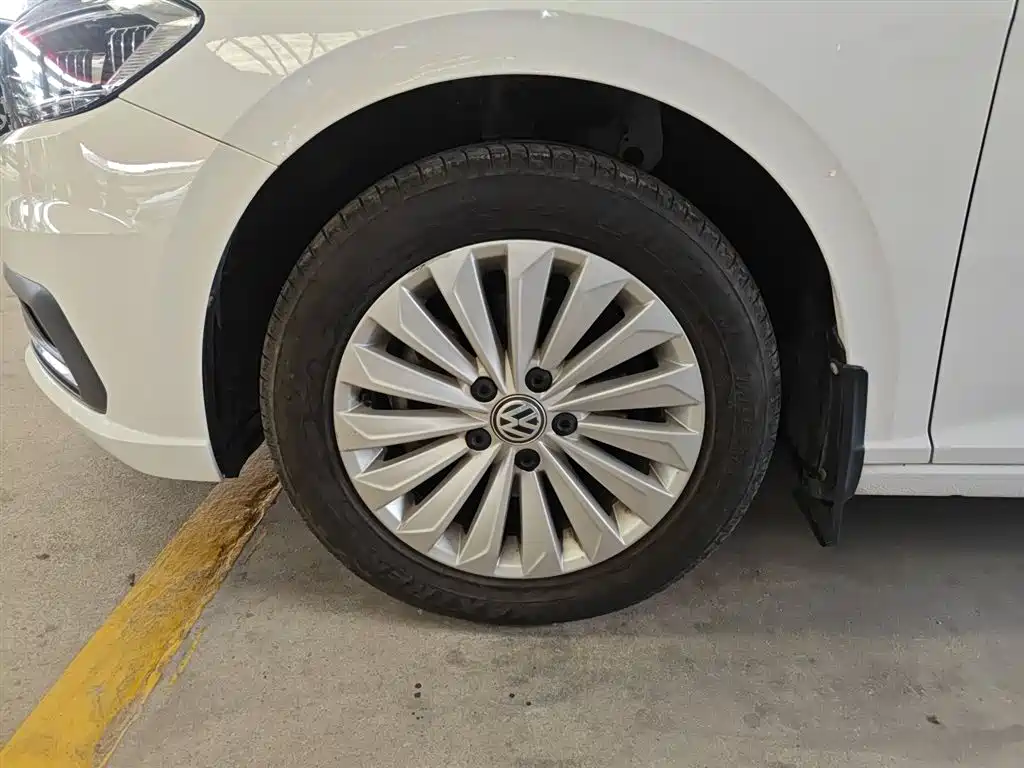 Volkswagen Lavida 2019 280TSI DSG Comfort Edition China VI фото 20