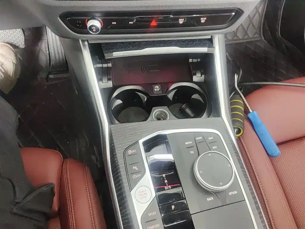 BMW 3 Series 2025 325Li M Sport Package фото 14