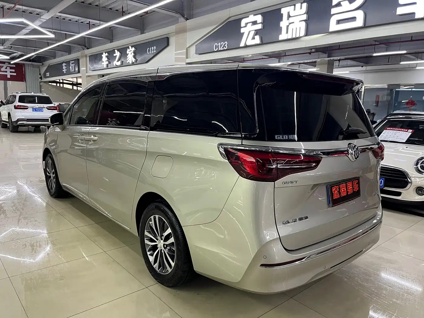 Buick GL8 2020 Model ES Landglory 653T Comfort фото 5