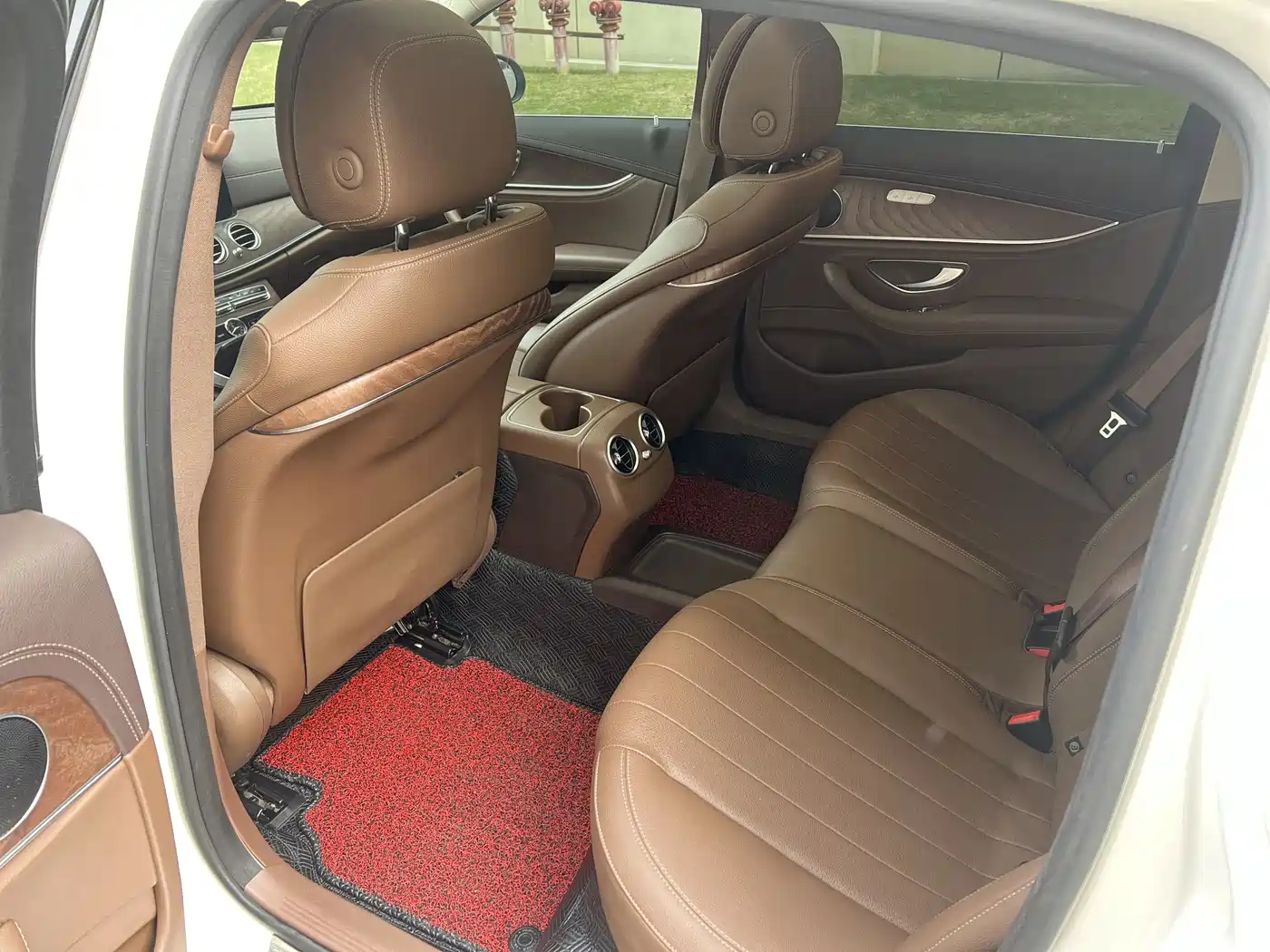 Mercedes-Benz E-Class 2019 E 260 L фото 7