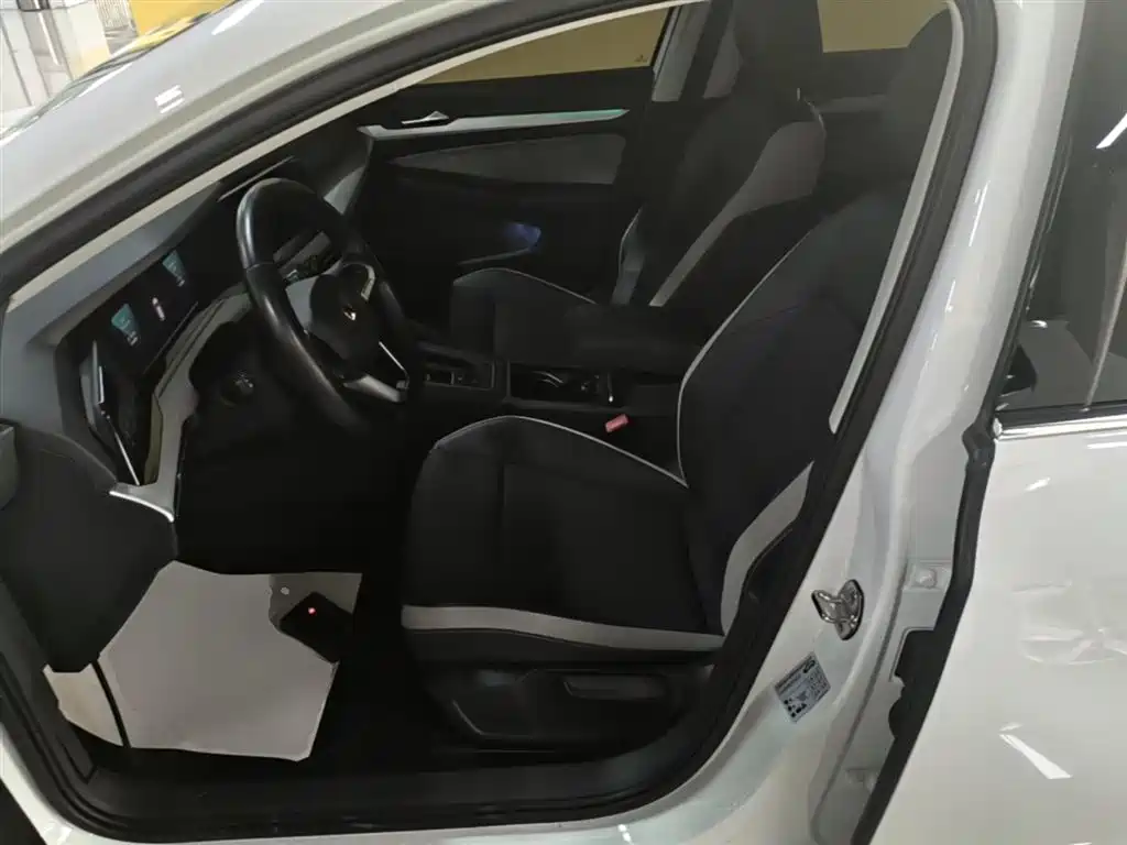 Volkswagen Golf 2021 280TSI DSG Pro фото 15
