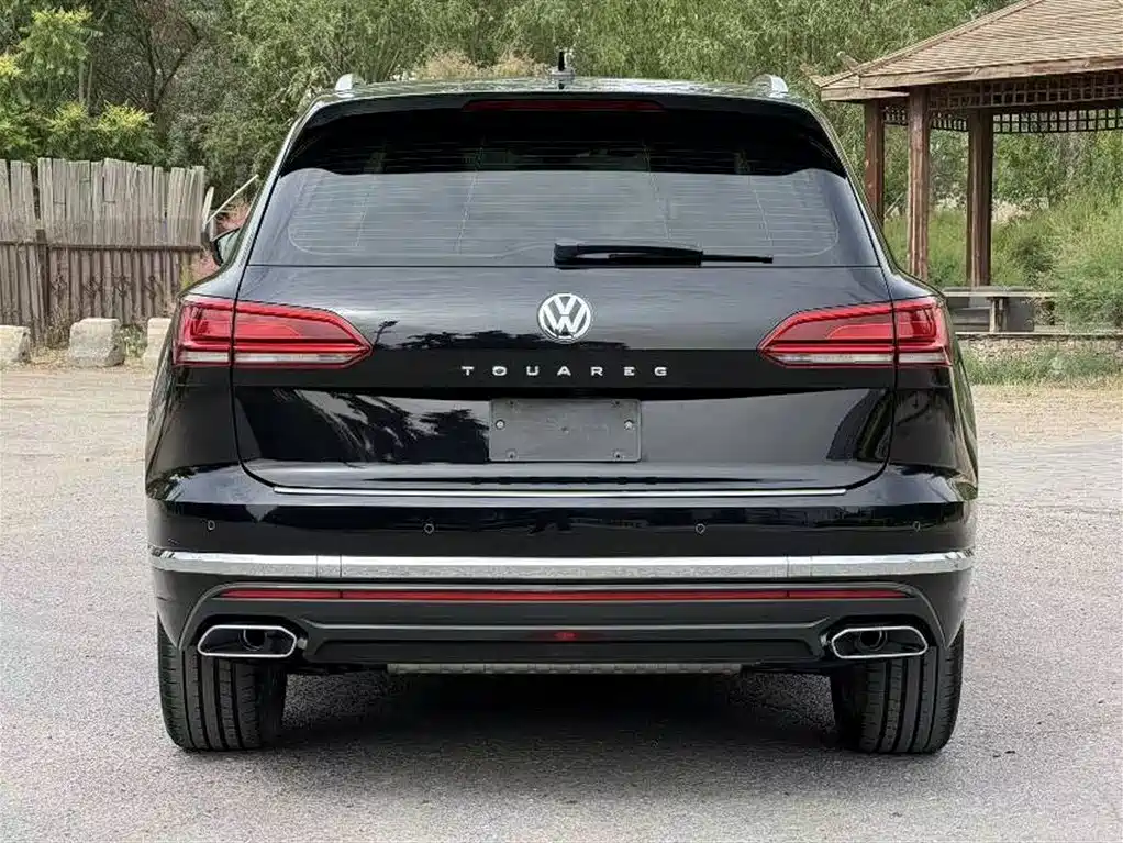 Volkswagen Touareg 2019 2.0TSI Sharp Wing Edition China V фото 5