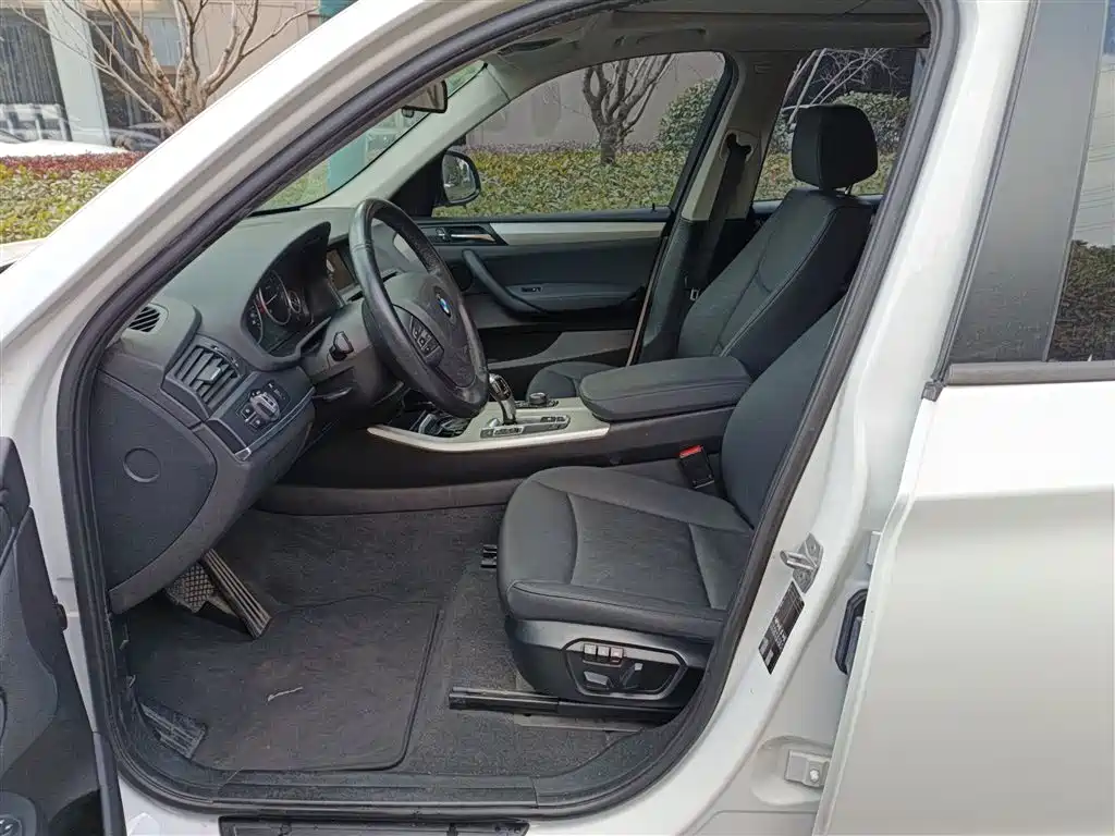 BMW X3 (Import) 2016 sDrive20i фото 8