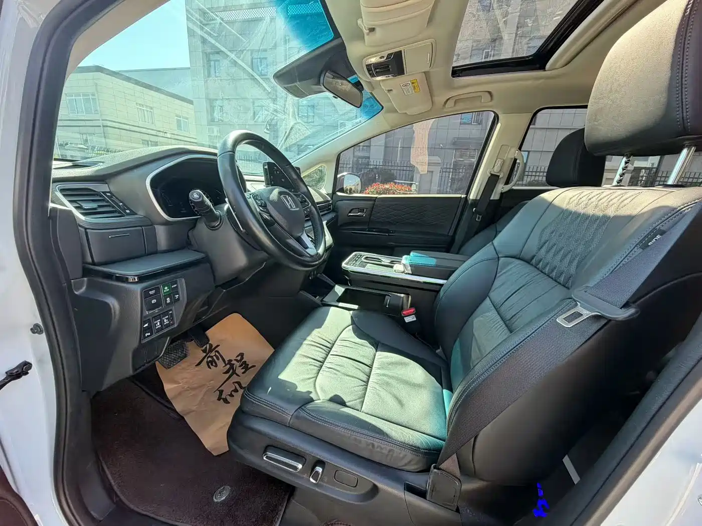 Honda Elysion 2024 2024 2.0L e:HEV Luxury Edition