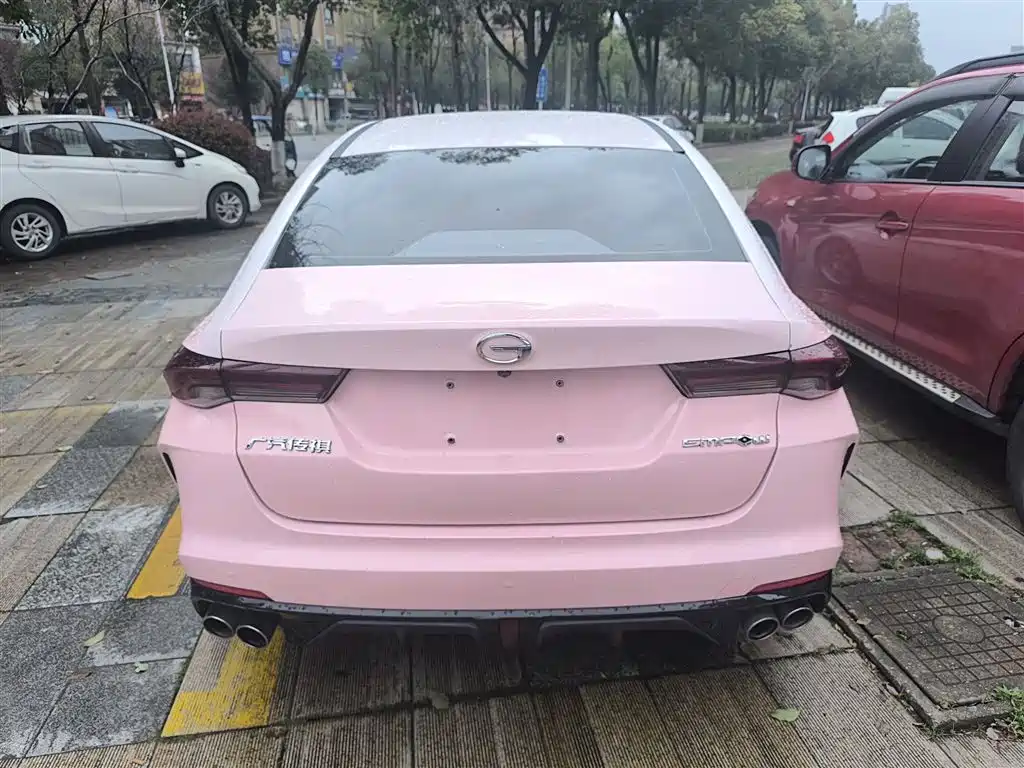 GAC Trumpchi Trumpchi Emkoo 2021 270T DCT J15 Edition фото 6