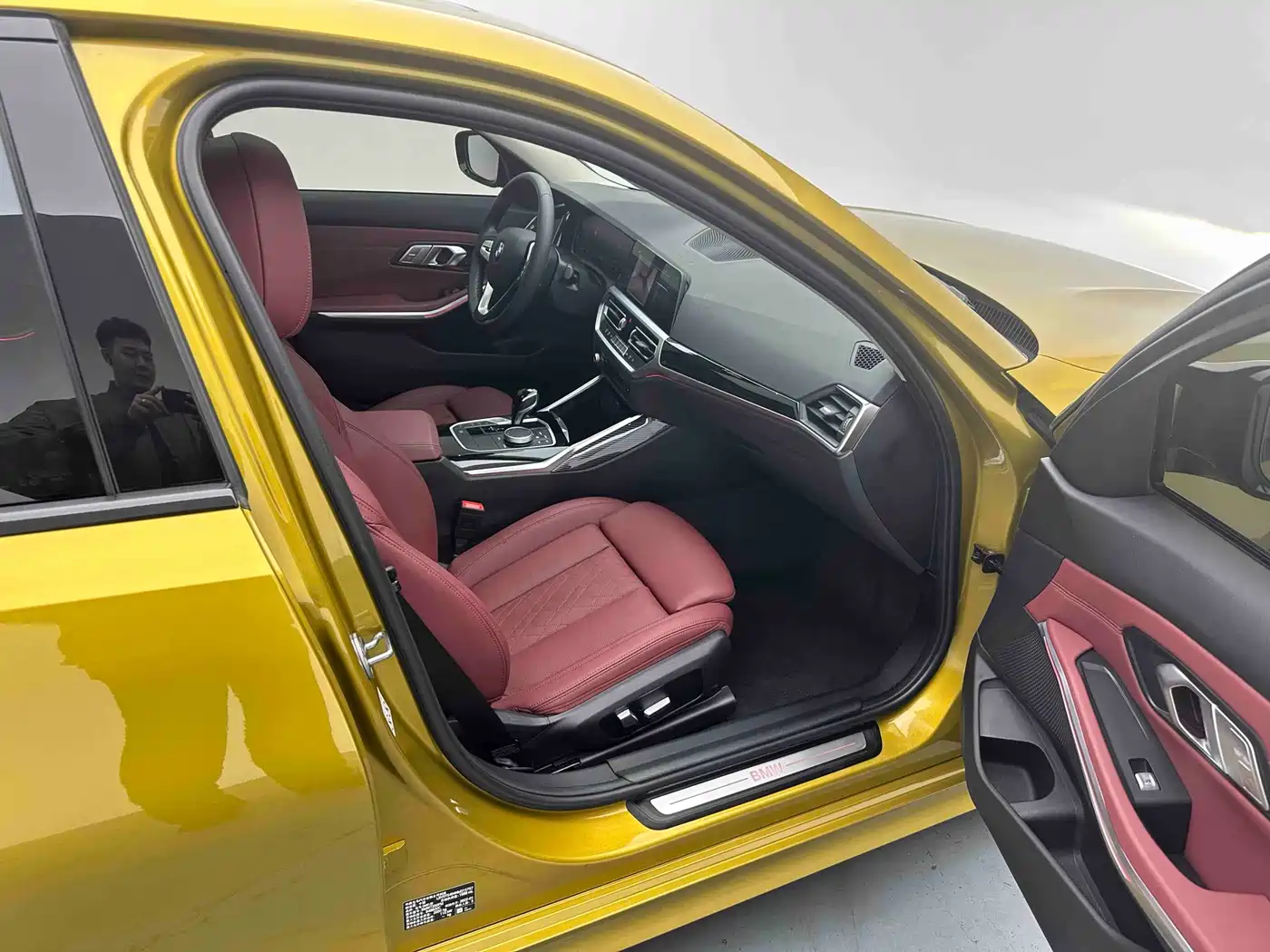 BMW 3 Series 2022 320i Sport Package фото 7