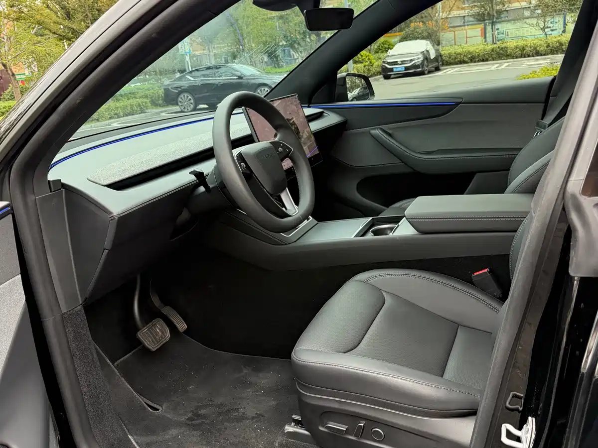 Tesla Model Y 2026 2026 Long Range Rear-Wheel Drive