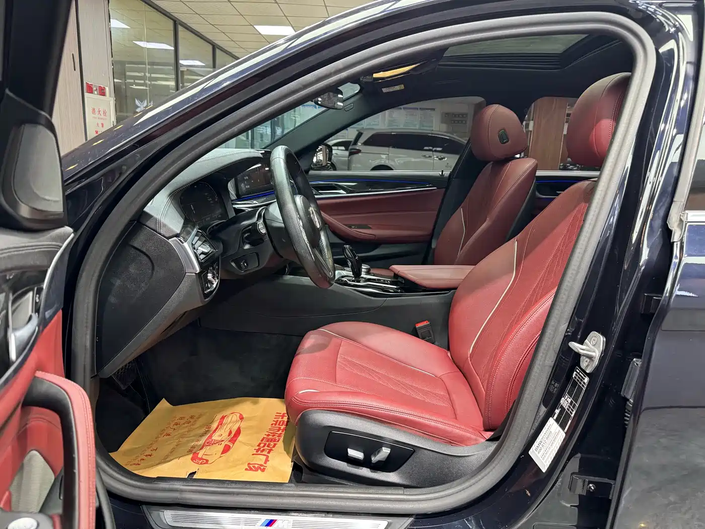 BMW 5 Series 2022 Model Second Facelift 525Li M Sport Package фото 5