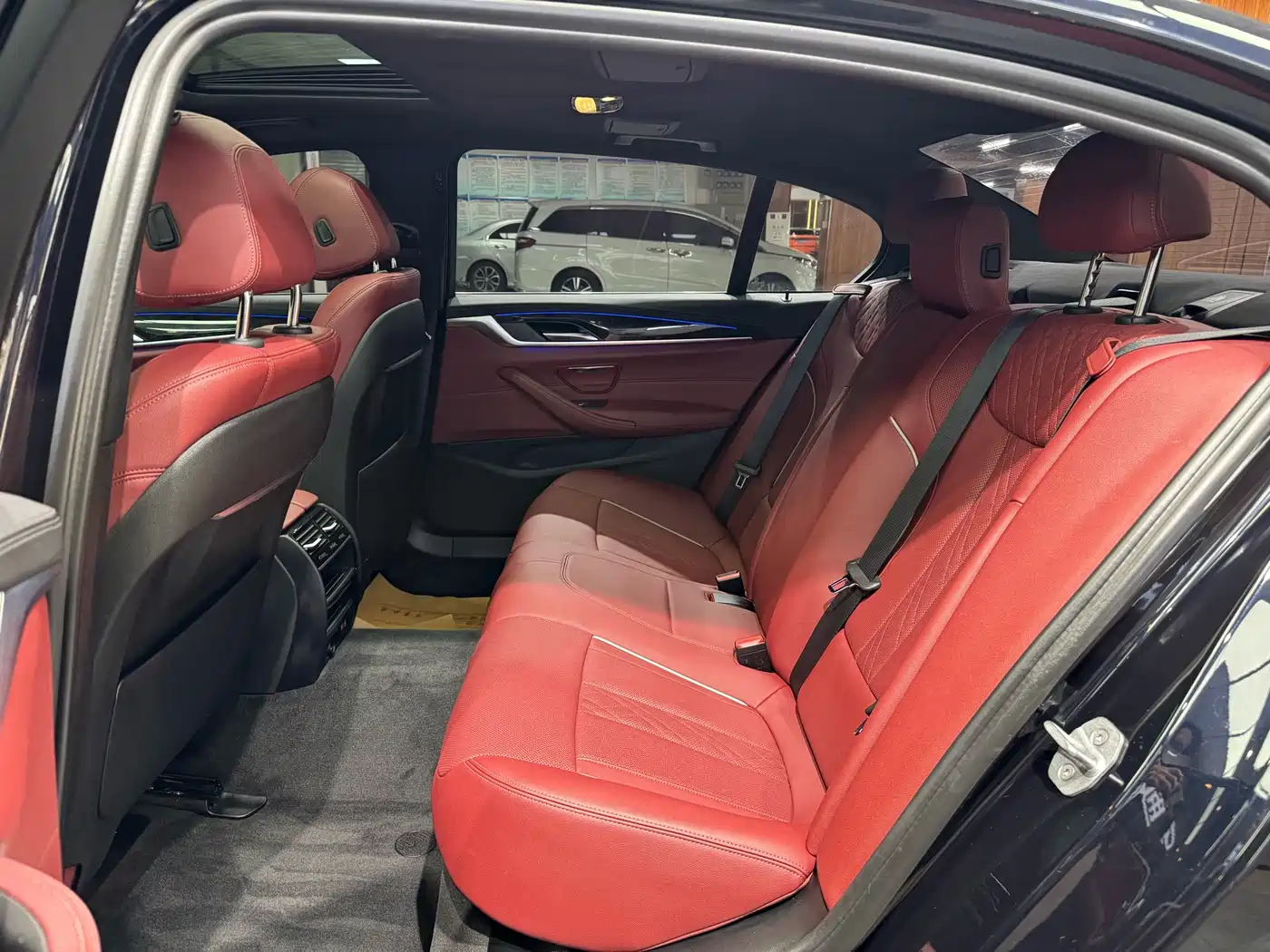BMW 5 Series 2022 Model Second Facelift 525Li M Sport Package фото 7