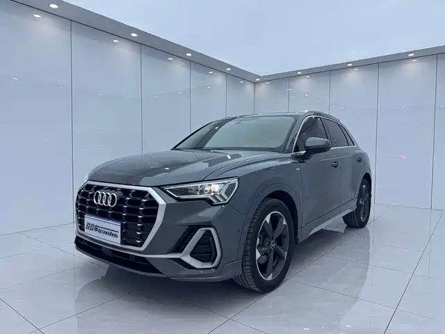 Audi Q3 35 TFSI, Стиль Драйв