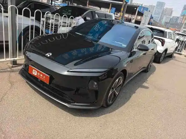 NIO ET5T 2024