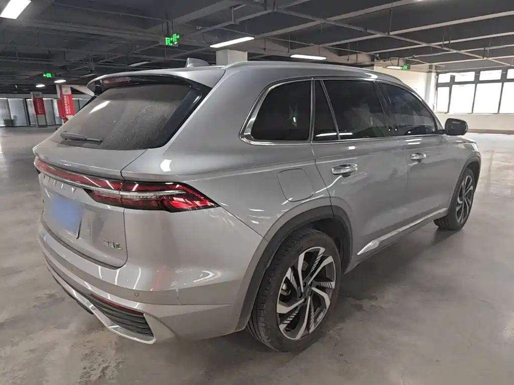 Фото 5 - Geely Monjaro