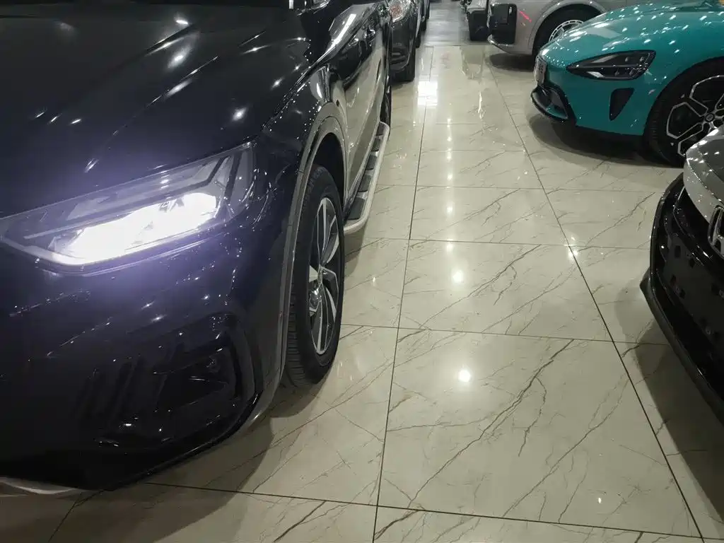 Audi Q5L 2021 40 TFSI Luxury Dynamic фото 24