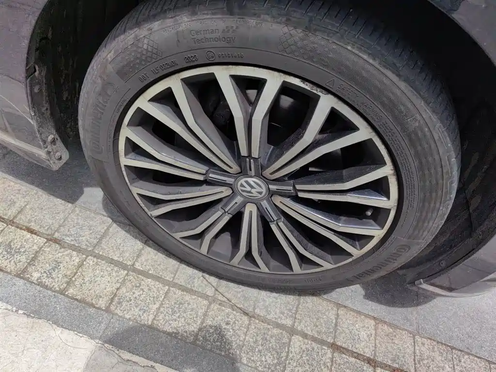 Volkswagen Phideon 2019 380TSI 2WD Business Edition China VI фото 8
