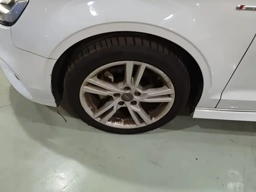 Фото 23 - Audi A3