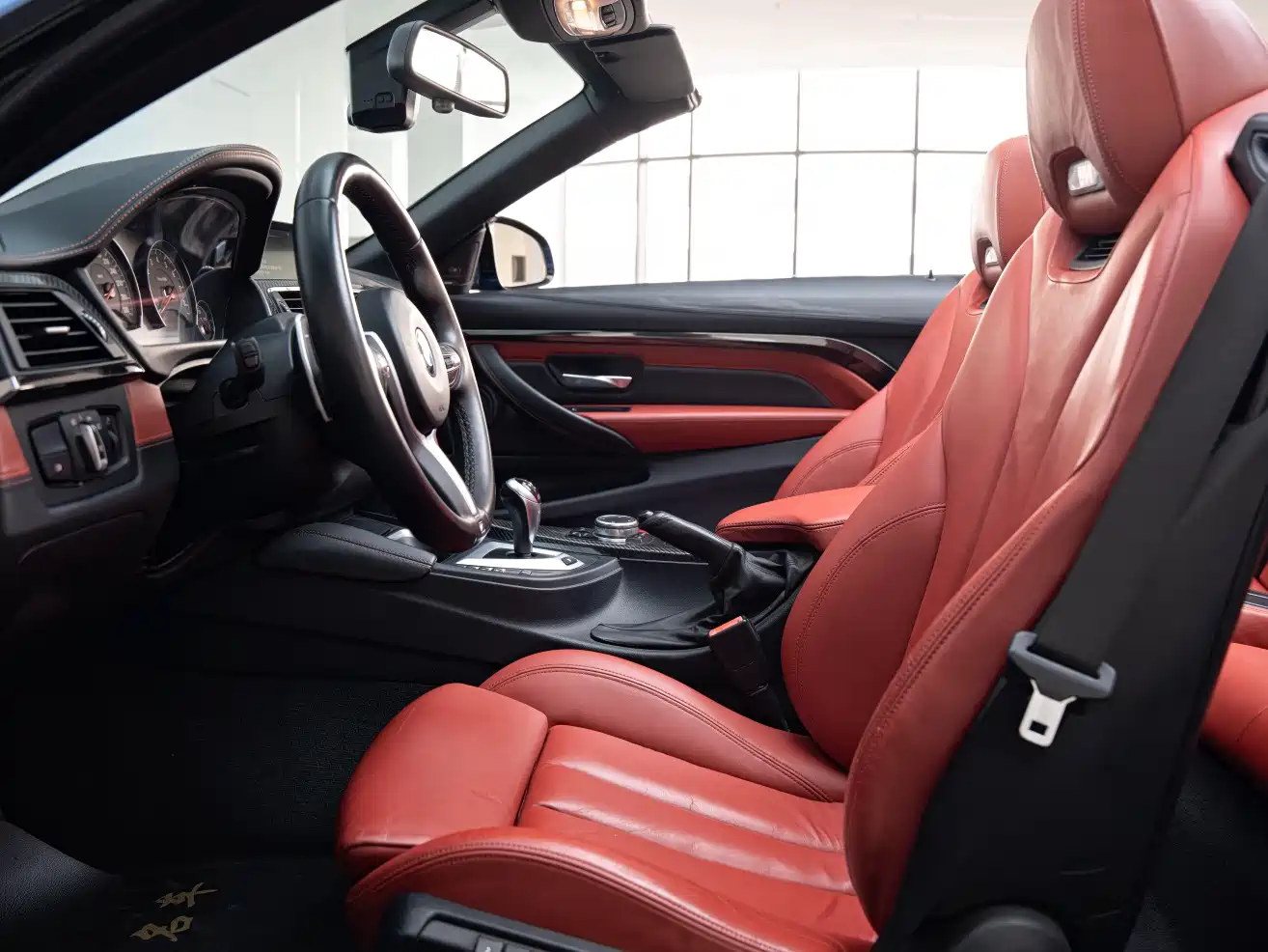 BMW M4 2014 M4 Convertible Coupe фото 13