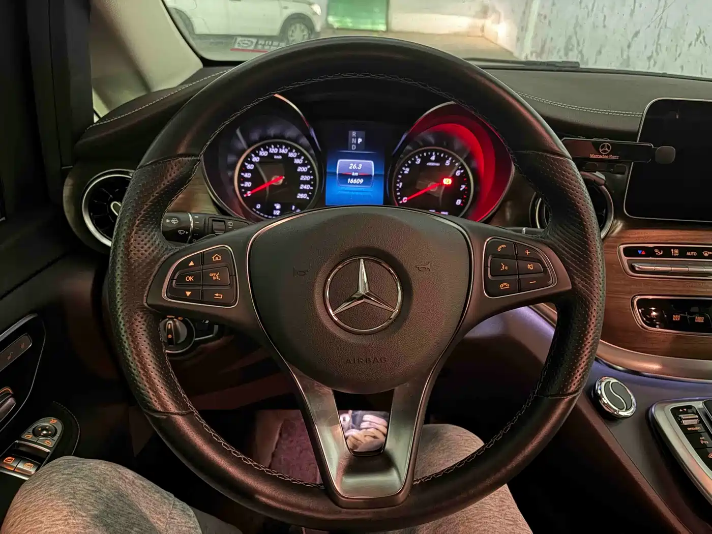 Mercedes-Benz V-Class 2022 V 260 L Long Wheelbase Prestige Edition фото 13