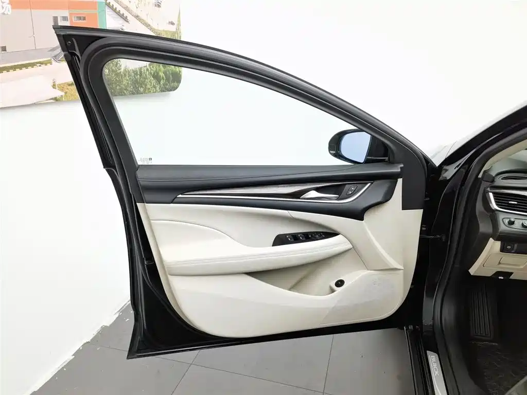 Buick LaCrosse 2019 28T Elite Edition фото 8