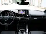 Photo 13 - Audi RS 4
