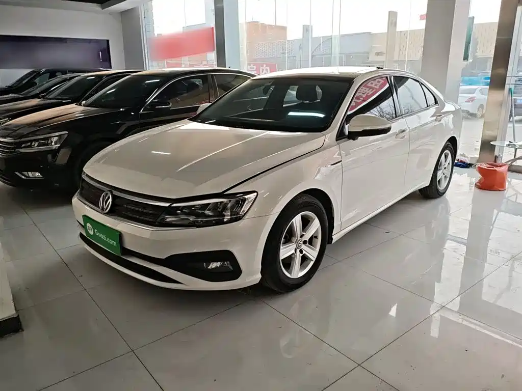 Volkswagen Lamando 2021 230TSI DSG Fashion Edition
