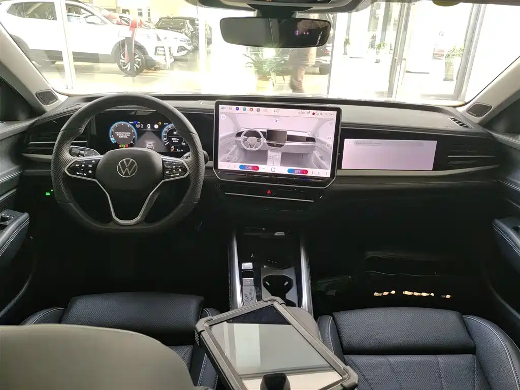 Volkswagen Passat 2025 Pro 380TSI Dragon Prestige Edition фото 10