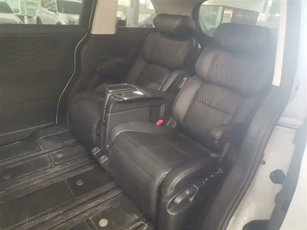 Honda Elysion 2024 2024 2.0L e:HEV Luxury Edition