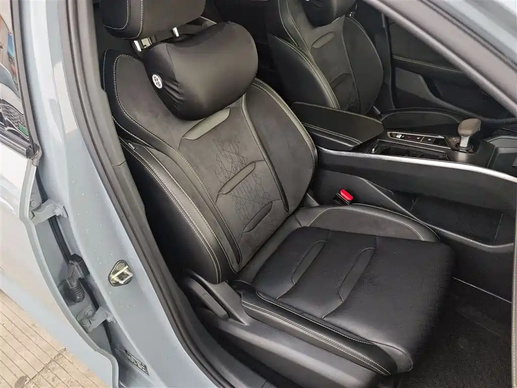 Фото 25 - Geely Preface