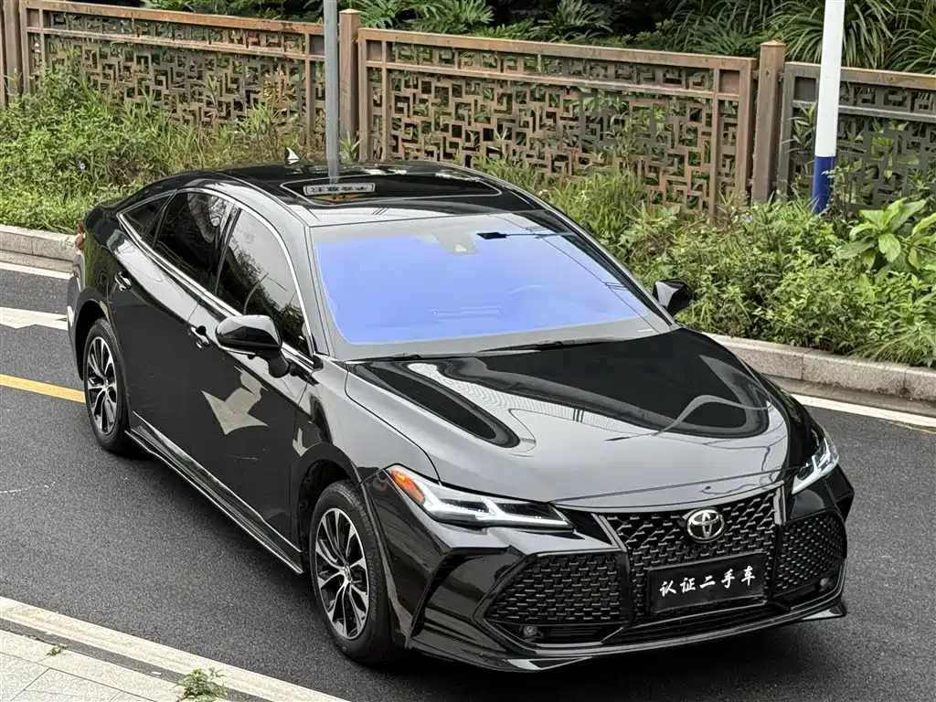 TOYOTA ASIAN DRAGON